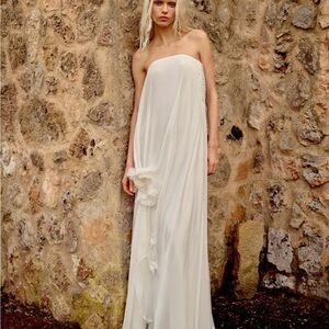 Rat & Boa Strapless Cream Hibiscus Bridal Dress